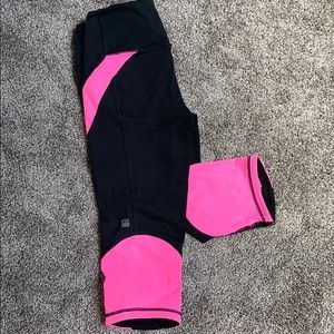 Victoria secret leggings.
